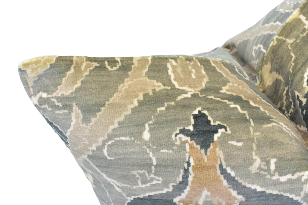 William Morris - Montreal Velvet - Grey / Charcoal -  Sumptuous Persian Velvet Floral Designer Cushion Cover - Luxury Throw Pillow.