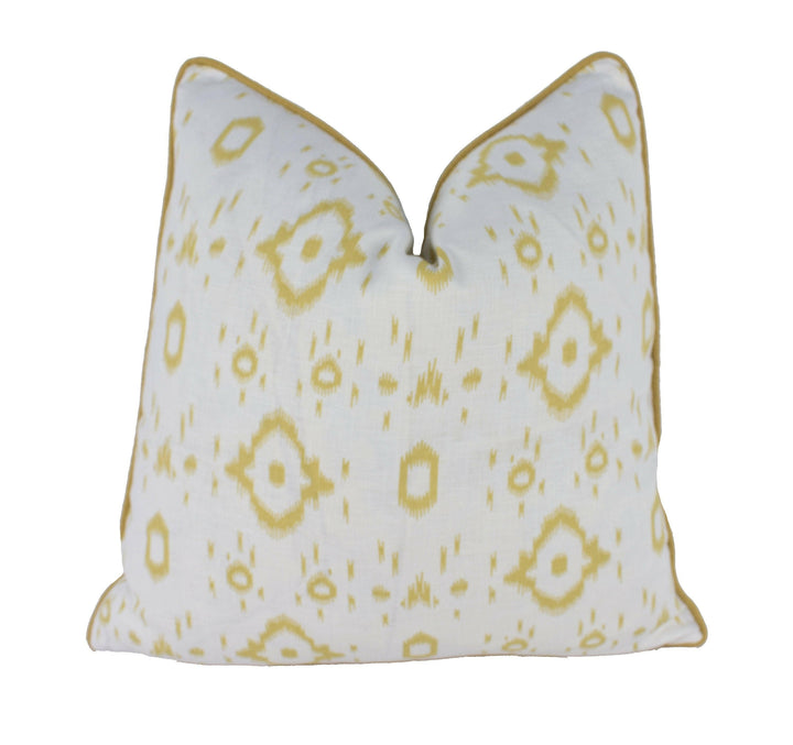 Veere Grenney for Schumacher - Tabitha - Straw - Versatile Exotic Ikat Designer Cushion Cover - Handmade Throw Pillow - Luxury Home Decor.