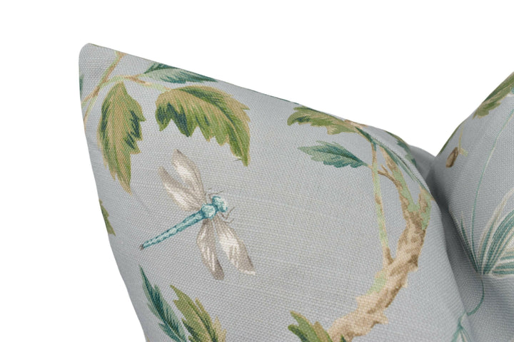 Colefax and Fowler - Ashdown - Old Blue - Classic Contemporary Chinoiserie Inspired Bamboo & Bird Designer Cushion Cover - Luxury Throw.