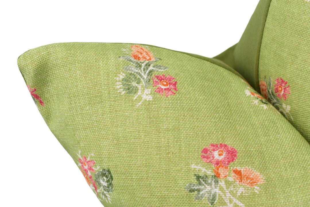 Andrew Martin - Spinney - Leaf - Calming Vintage Inspired Botanical Floral Designer Cushion Cover - Luxury Throw Pillow - Handmade Home.