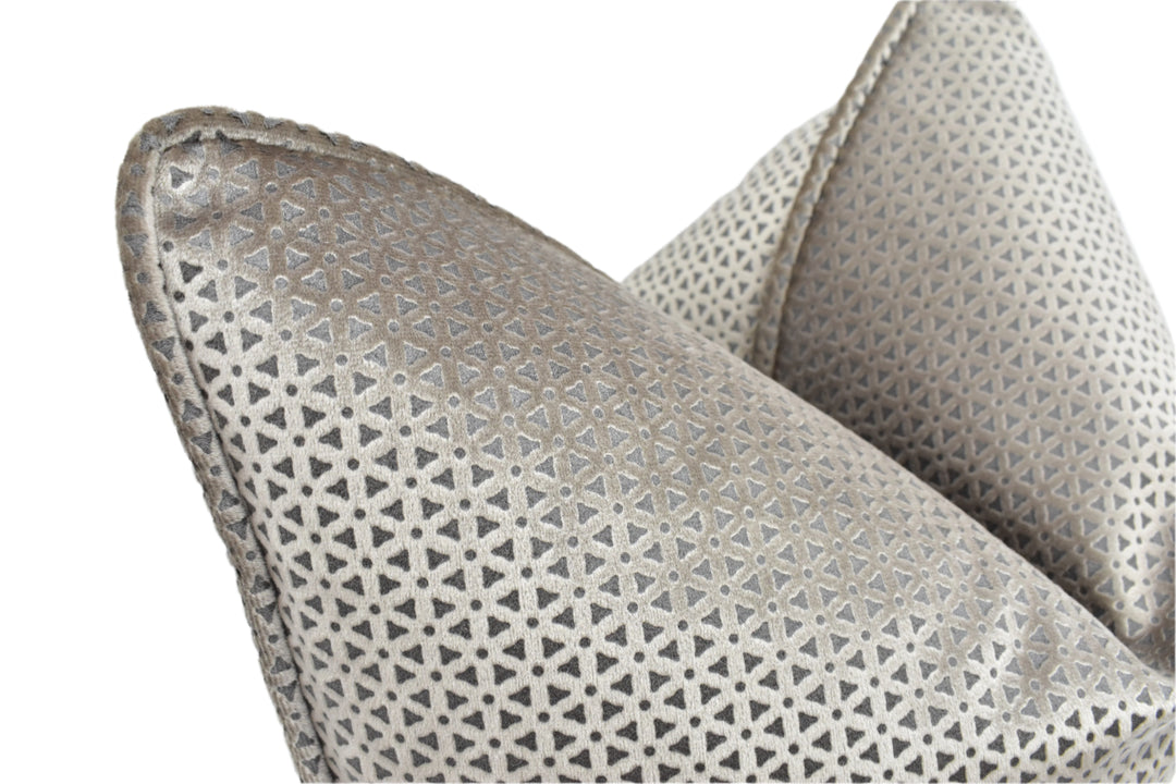 Clarke & Clarke – Loreto – Taupe – Cushion Cover – Diamond Pattern Velvet