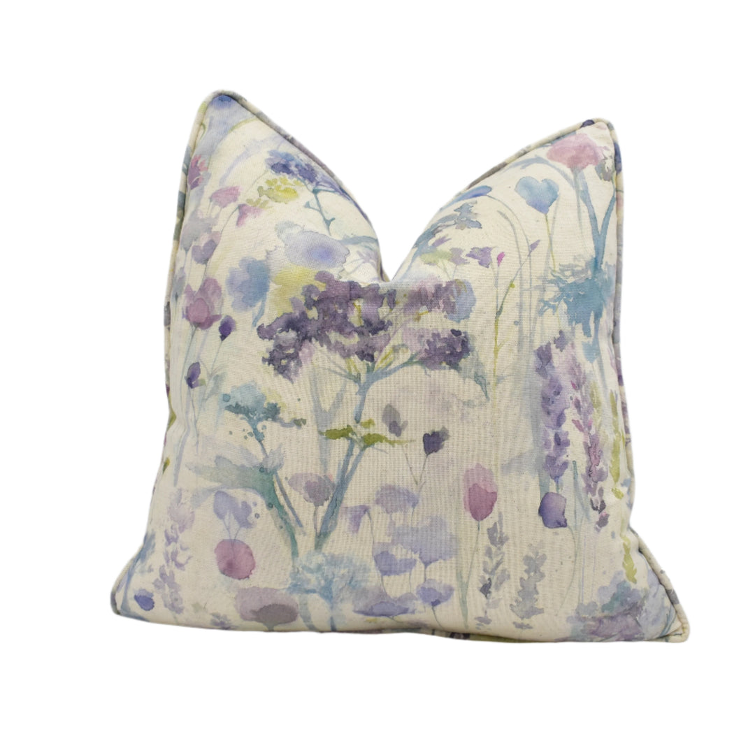 Voyage Maison – Ilinizas – Violet Natural – Cushion Cover – Meadow Floral Cotton Linen