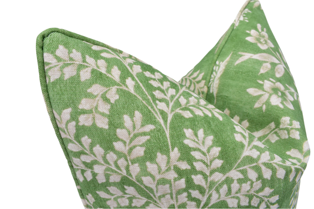 Nina Campbell – Forêt – 3 - Forest Silhouette – Cushion Cover – Nature Linen Accent