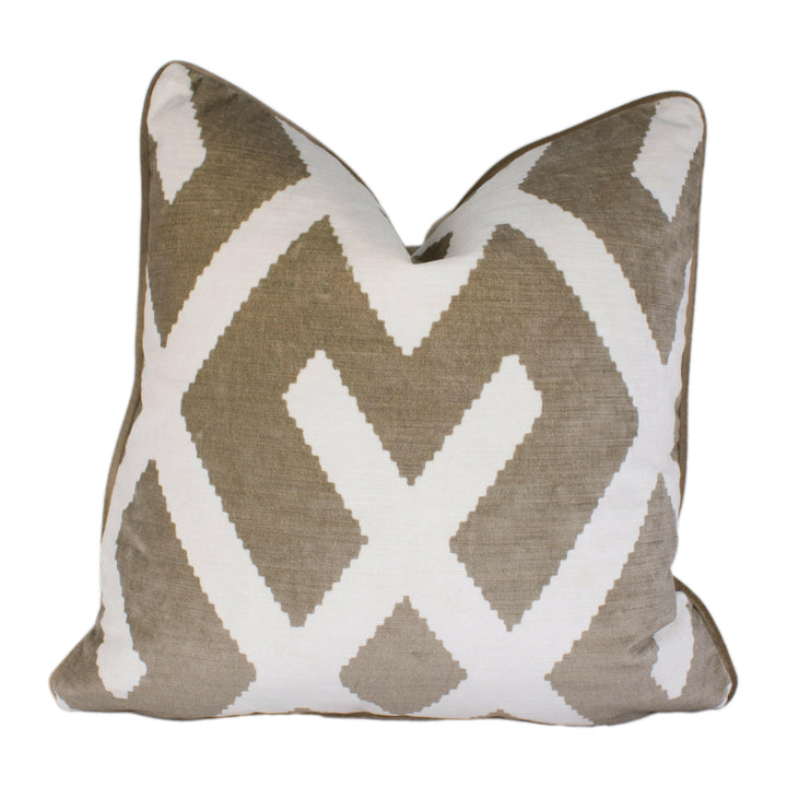 Andrew Martin - Fitzroy - Buff - Stunning Contrast Velvet Piped Designer Cushion Cover Home Décor Throw Pillow.
