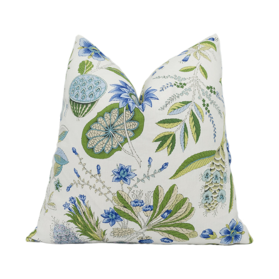 Schumacher - Roca Redonda - Blue & Ivory - Fresh Floral Chic Designer Cushion Cover - Handmade Throw Pillow - Luxury Home Decor.