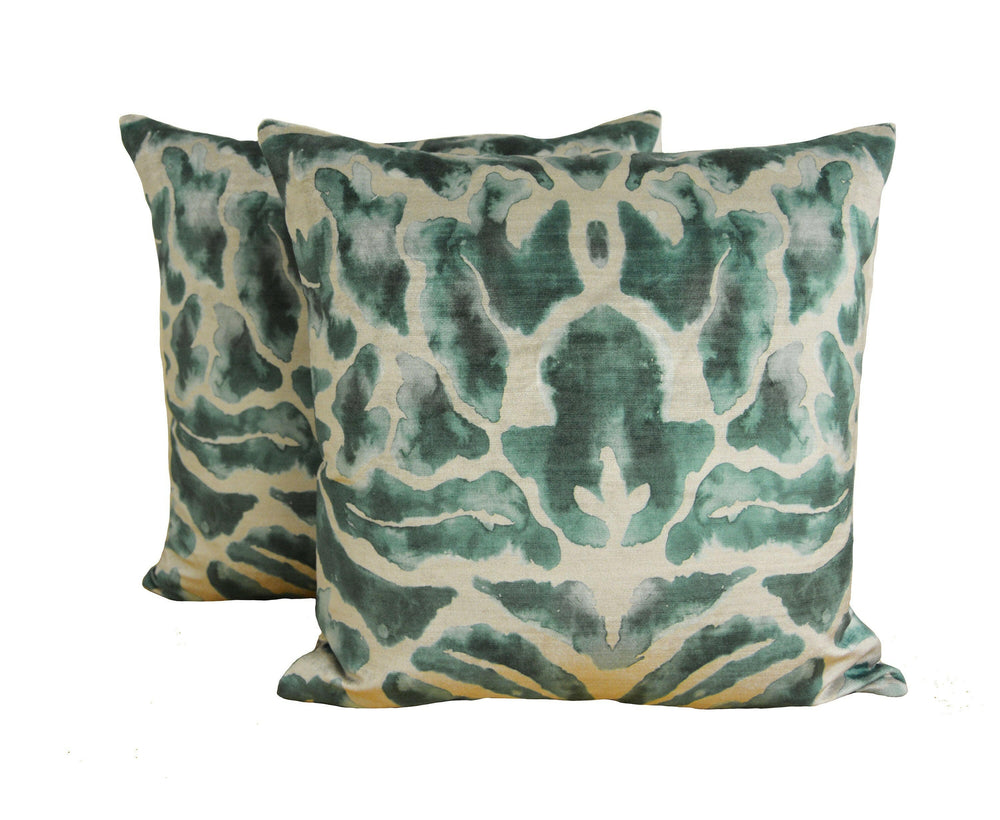 Voyage Decoration - Nikko - Emerald - Majestic Painterly Damask Velvet Cushion Cover - Handmade Throw Pillow Designer Home Decor.