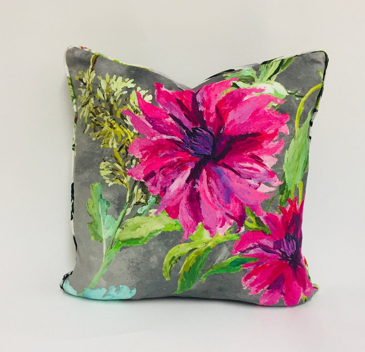 Designers Guild - Madhuri - Camellia - Self-Piped Cushion Cover Throw Pillow Designer Home Decor