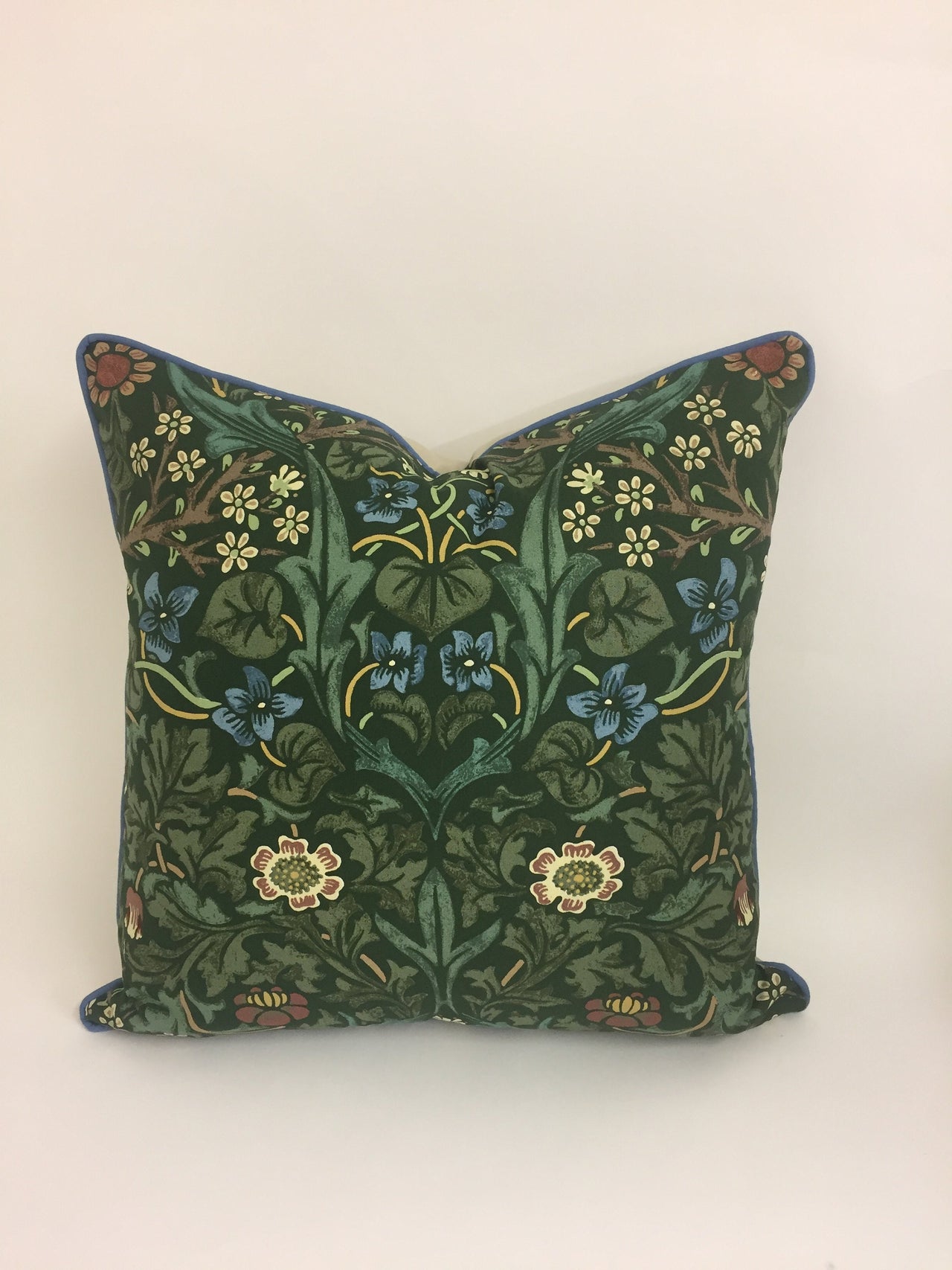 William Morris & Co - Blackthorn - Green - Stunning Contrast Piped Cushion Cover Throw Pillow Designer Home Decor