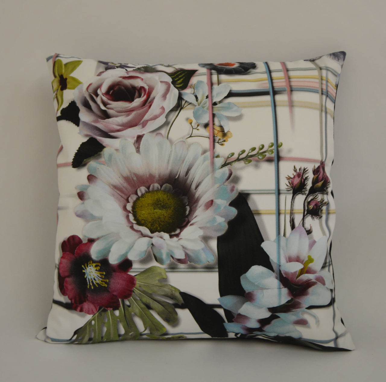 Designers Guild / Christian Lacroix - Veranda - Jour - Stunning Designer Cushion Cover Throw Pillow Home Decor