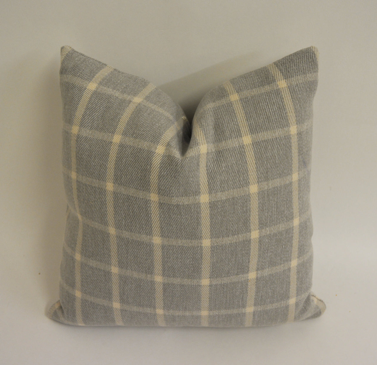 Prestigious Textiles - Halkirk - Pebble - Cushion Covers/Pillow Throws