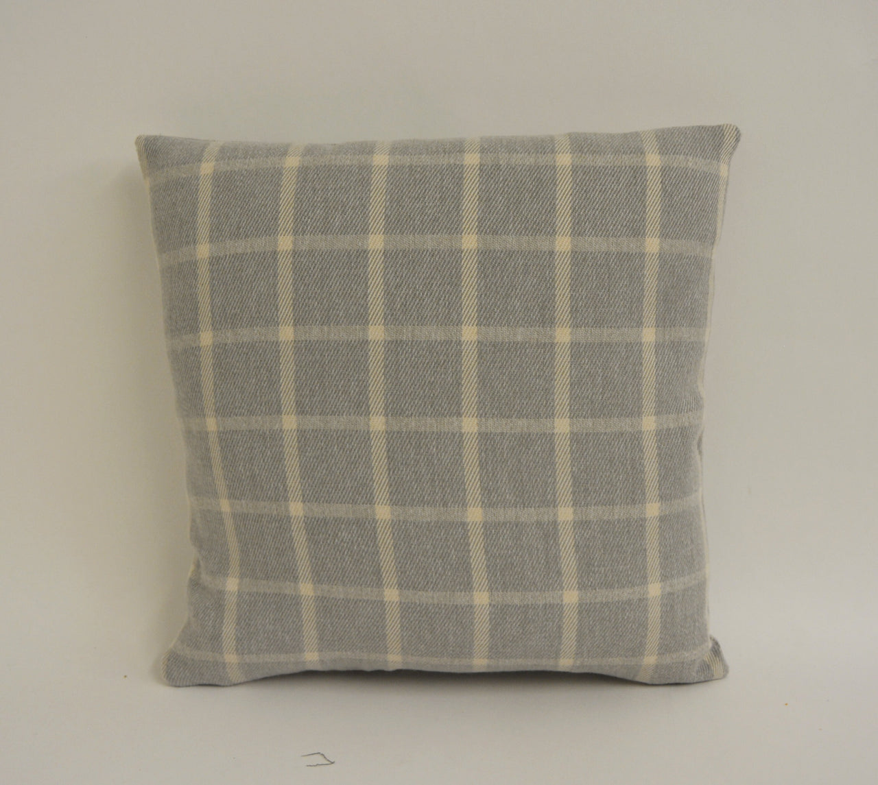 Prestigious Textiles - Halkirk - Pebble - Cushion Covers/Pillow Throws