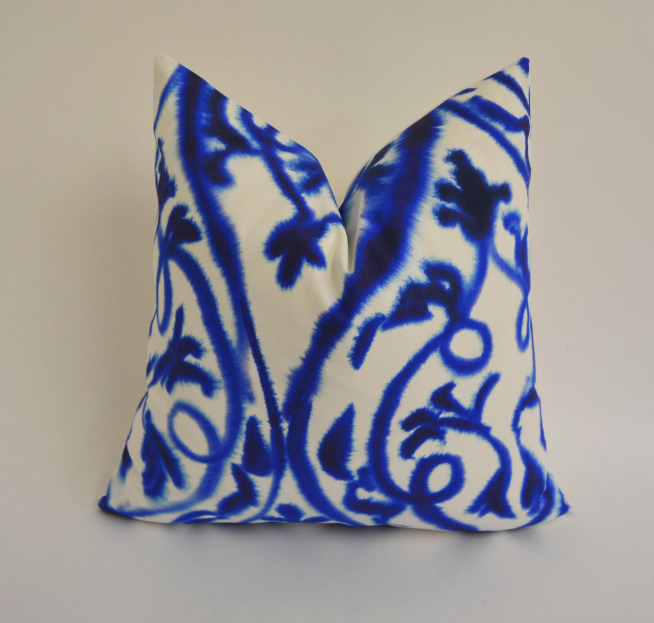 Designers Guild -  Arabesque - Cobalt - Cushion Cover Throw Pillow Designer Home Decor