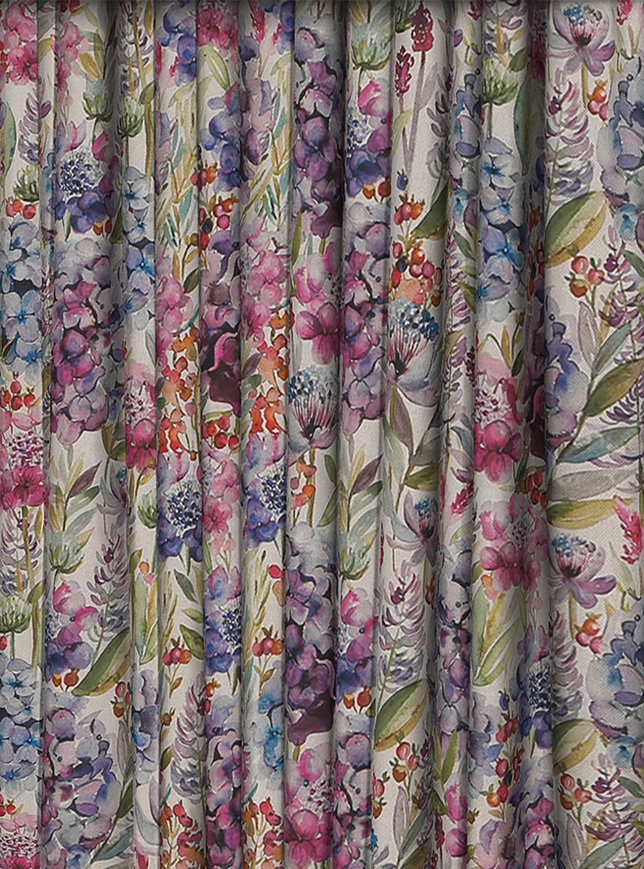 Voyage Decoration - Hydrangea - Made to Measure Curtains + buy by the metre