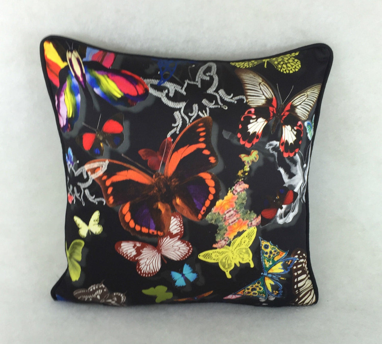 Designers Guild / Christian Lacroix - Butterfly Parade - Oscuro - Stunning Designer Cushion Cover Throw Pillow Home Decor