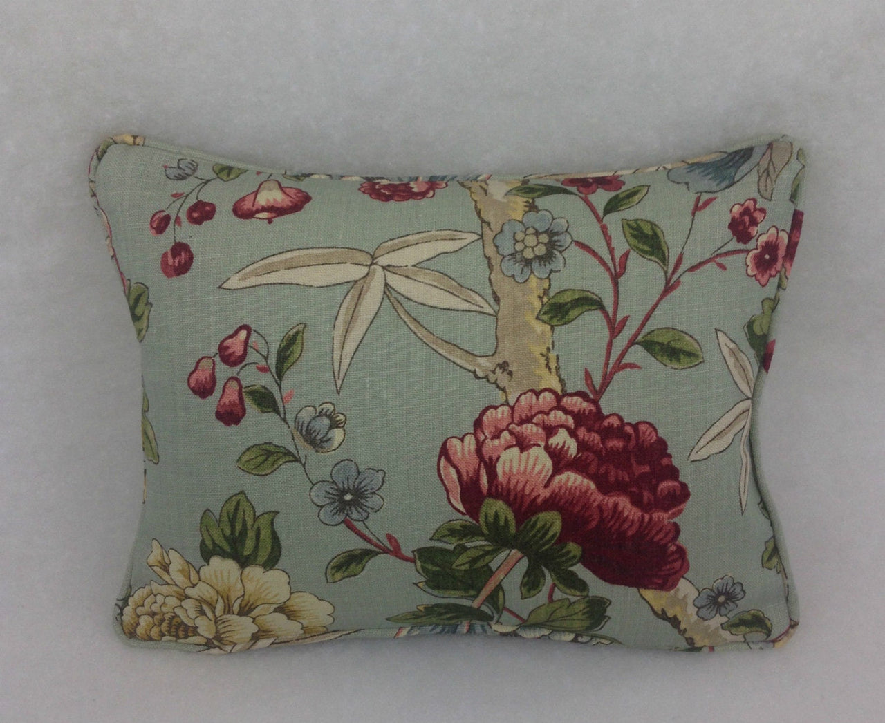 William Morris - Tangley - Eggshell / Red - Classic British Design Cushion Cover Throw Pillow Designer Home Decor