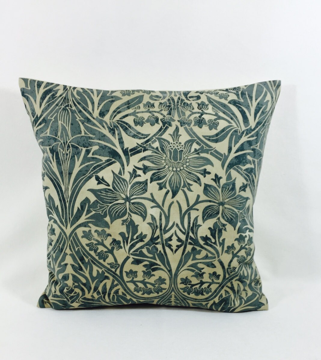 William Morris - Bluebell - Seagreen / Vellum - Cushion Cover Throw Pillow Designer Home Decor